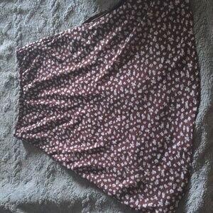 Women's skirt xs full tilt left side slit